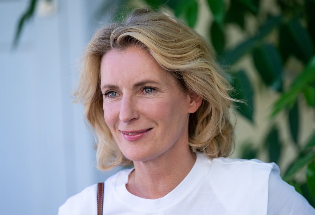„Tatort“-Kommissarin Charlotte Lindholm (Maria Furtwängler) zieht es in ihrem ersten Fall nach dem Wechsel von Göttingen zum Landeskriminalamt in Hannover ins Alte Land südlich von Hamburg.
