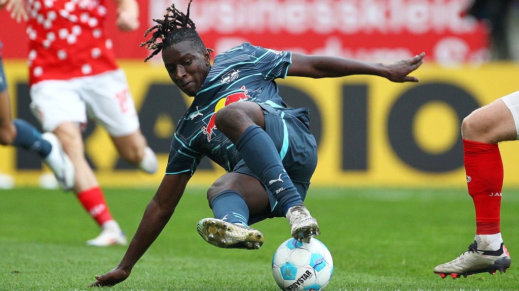 Ausrutscher: Amadou Haidara in Mainz.