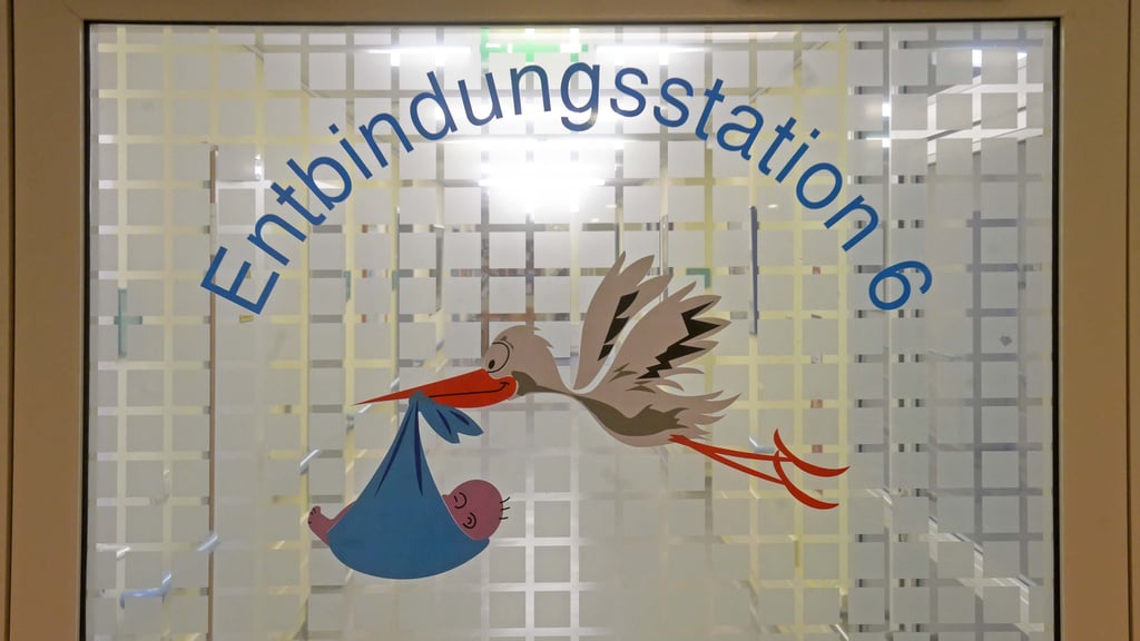 Gute Nachrichten von Ameos: Die Geburtsstation in Aschersleben wackelt nicht, sagen die Verantwortlichen. Und auch sonst soll es nur noch gute Nachrichten geben.