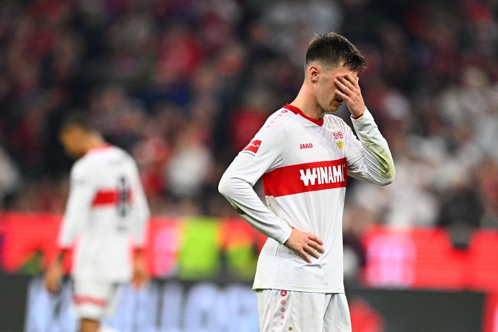 Stuttgarts Nationalspieler Angelo Stiller ist nach der Niederlage in München bedient.