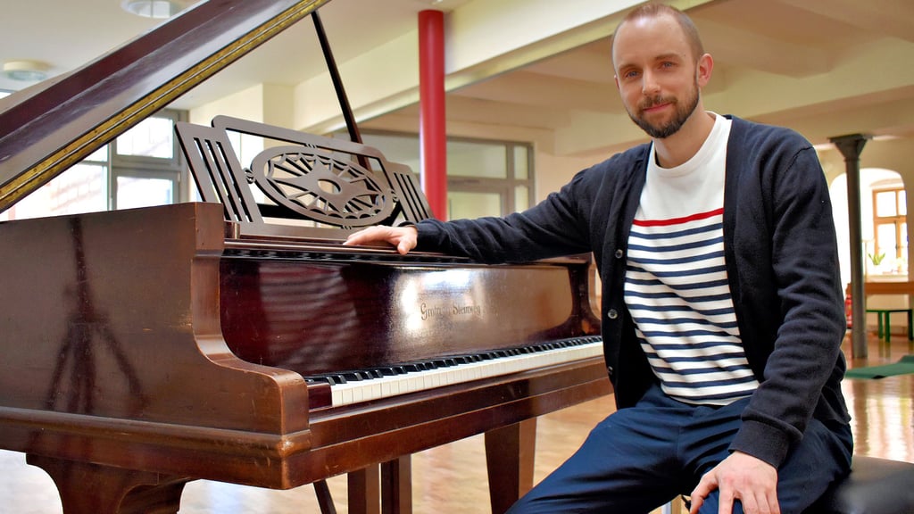 Kantor und Chorleiter Jonas Kraus sucht für den 15. Dezember noch stimmkräftige Verstärkung in Blankenburg.