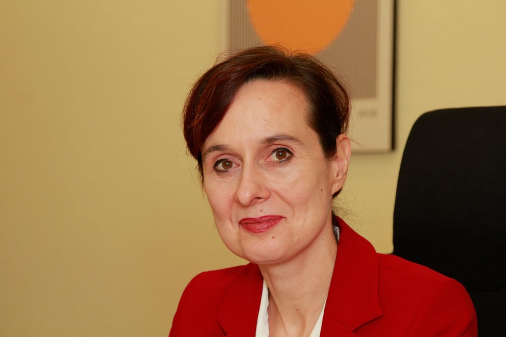 Professor Ariane Berger ist seit Juni Geschäftsführerin des Landkreistag Sachsen-Anhalt. Die aus Berlin stammende promovierte Juristin lebt mitterweile in Magdeburg.