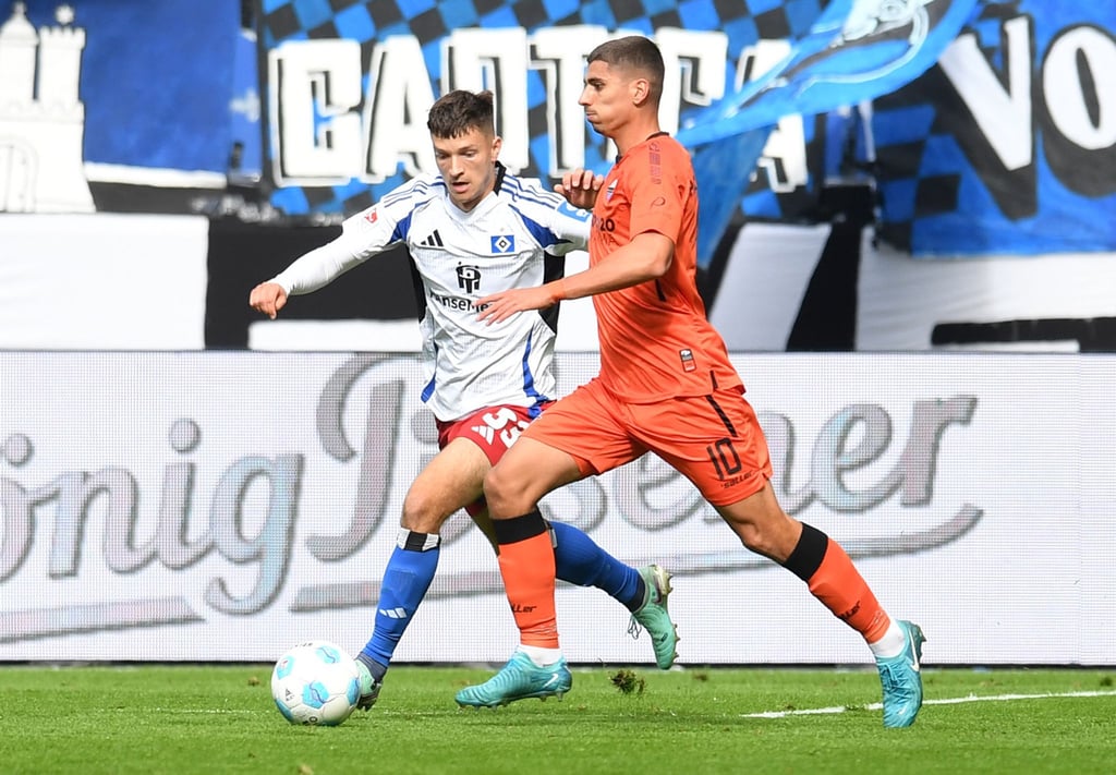 Nach seinem Treffer gegen Magdeburg erklärte Noah Katterbach seine umstrittene Jubelpose.