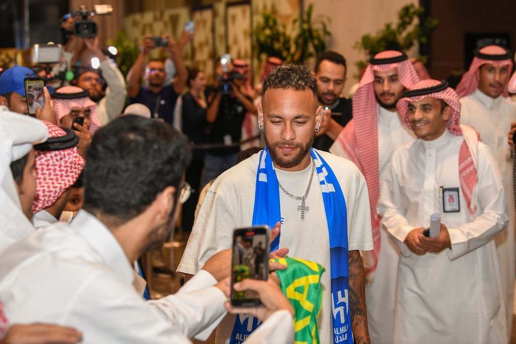 Neymar hat sein Comeback für Al-Hilal gefeiert.