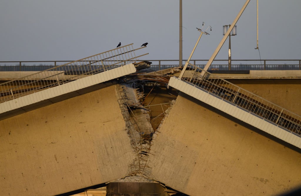 Nicht erst seit dem Einsturz der Dresdner Carolabrücke steht die Langlebigkeit von Betonbauwerken im Fokus. (Archivbild)