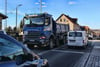 Täglich durchfahren viele Lkw Wansleben, was die Anwohner stört.