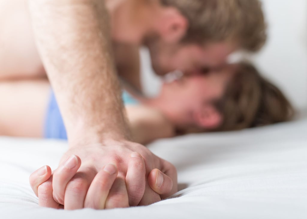 Einmal eingesetzt, kann eine Spirale zur Verhütung drei bis fünf Jahre in der Gebärmutter bleiben.