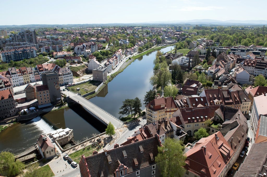 Bundespolizisten wurden auf der Görlitzer Stadtbrücke attackiert. (Archivbild)