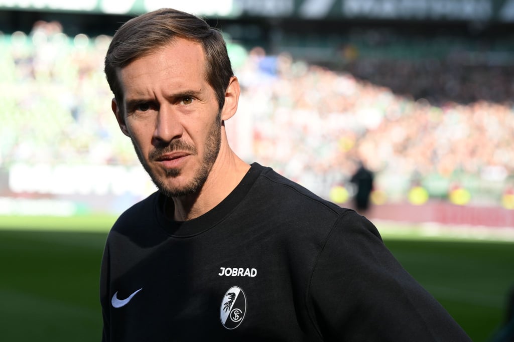 Trainer Julian Schuster und der SC Freiburg sind stark in die Saison gestartet.