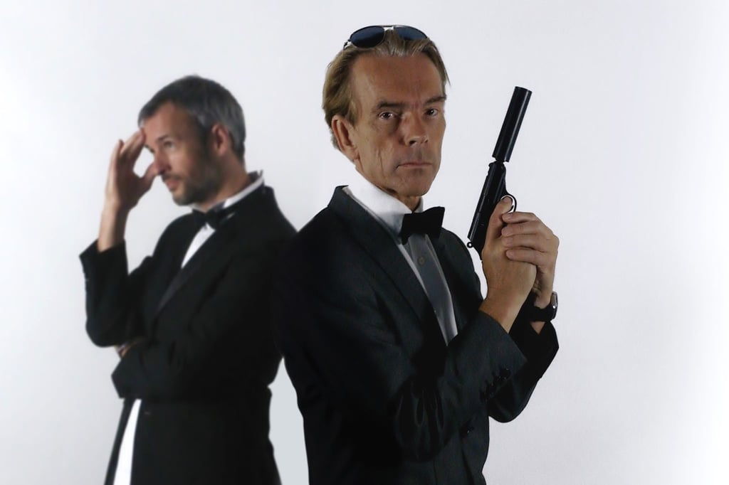 Unter anderem erzählen in der Doku der Brite James Hart (ehemals Bond) und der Schwede Gunnar Bond James Schäfer ihre Geschichte.
