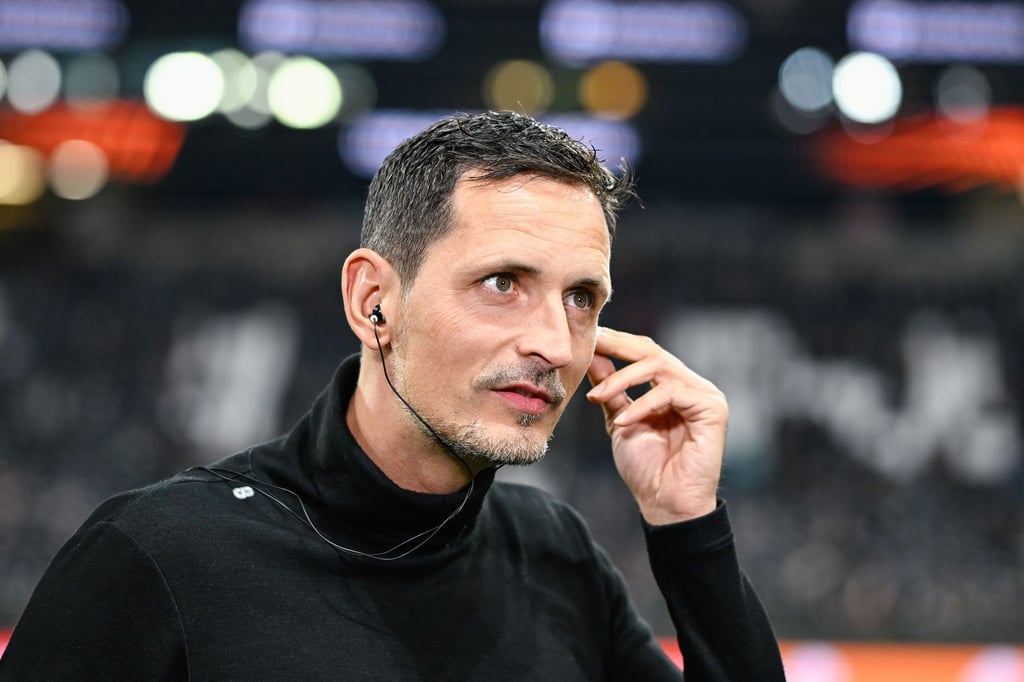 Frankfurts Trainer Dino Toppmöller erwartet ein schwieriges Auswärtsspiel gegen Union Berlin.