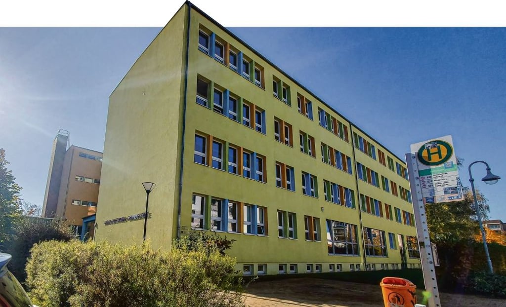 Die Adolph-Diesterweg-Grundschule hat derzeit bei den zweiten Klassen stark erhöhte Kinderzahlen, auch an anderen Wolmirstedter Schulen sind die Klassen voll. Gibt es eigentlich Obergrenzen bei den Schülerzahlen?
