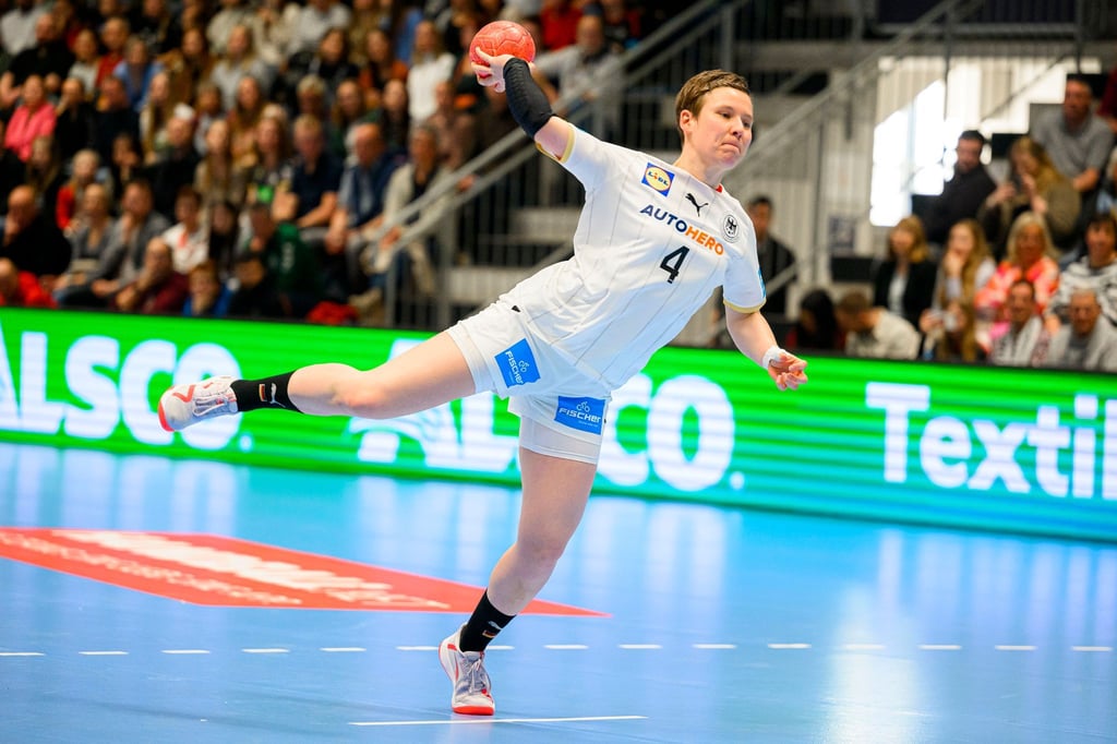 Aline Grijseels und das deutsche Nationalteam siegen gegen die Niederlande.