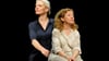 Heike Ronniger und Marion Bach auf der Bühne der Magdeburger Zwickmühle.