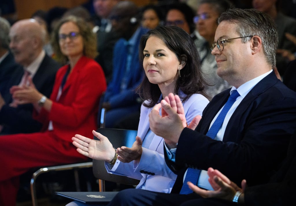 Als Staatsminister im Auswärtigen Amt sitzt Tobias Lindner (Grüne) oft in der ersten Reihe. Was er nach seinem Ausscheiden aus der Berufspolitik beruflich machen will, habe er noch nicht entschieden, sagt er. (Archivfoto)