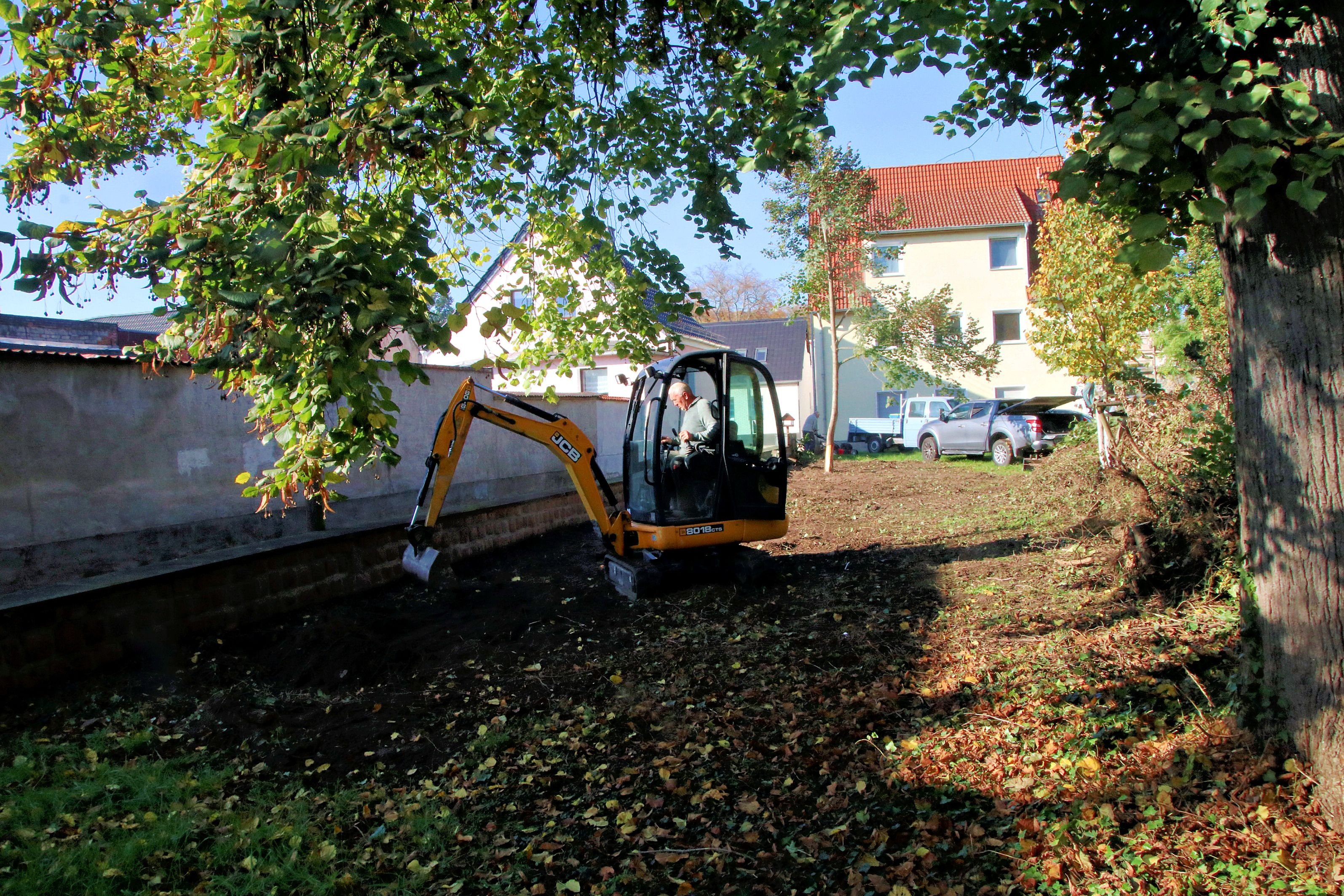 Stadtentwicklung: Verschönerungsverein in Calbe hübscht Alten Friedhof wieder auf