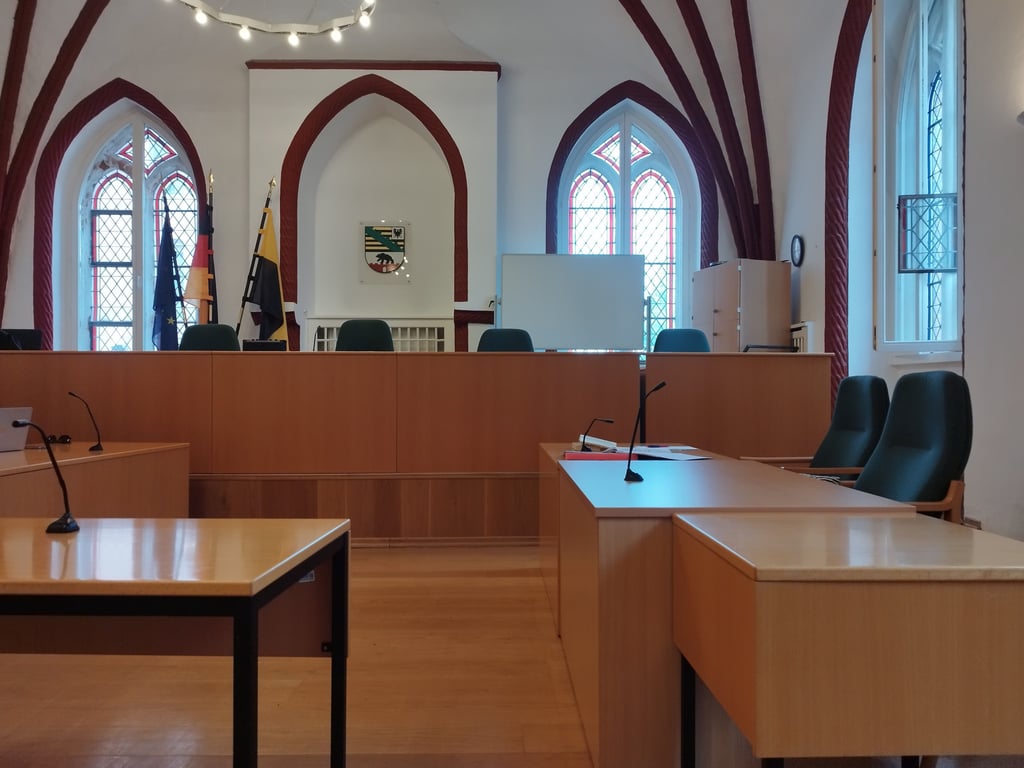 Im Amtsgericht Salzwedel musste sich Dienstag ein 44-Jähriger wegen mehrerer schwerer Vergehen verantworten.