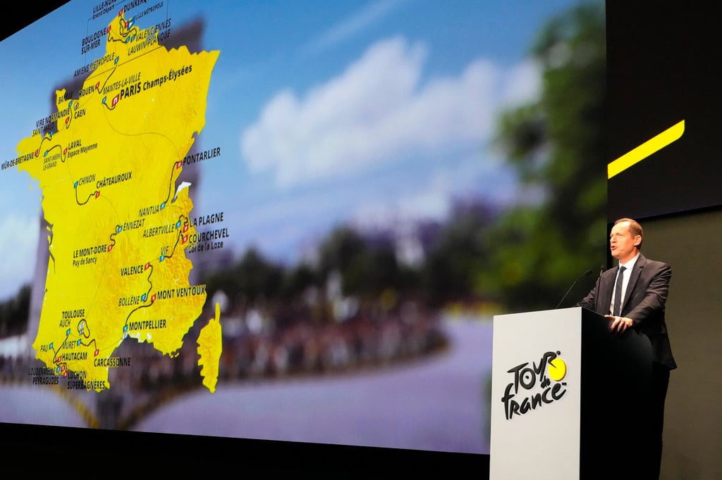 Die 112. Tour de France: Tour-Chef Christian Prudhomme stellt die Strecke der nächsten Frankreich-Rundfahrt vor.