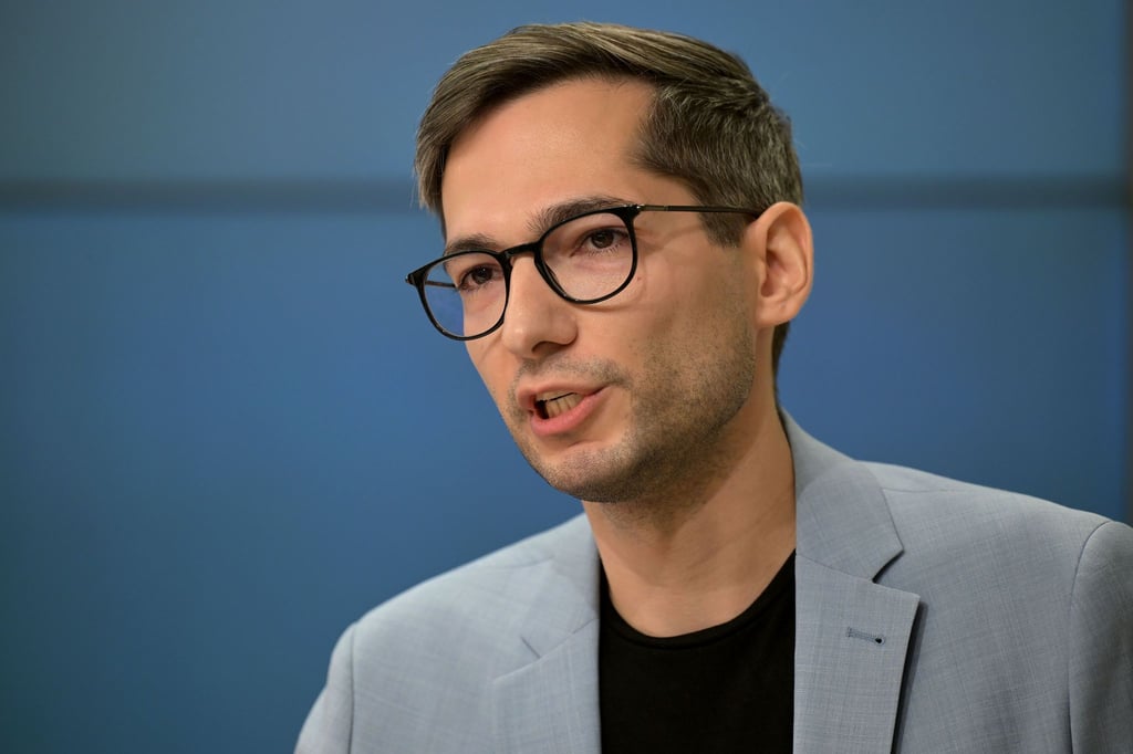 Brandenburgs SPD-Generalsekretär David Kolesnyk sieht im Kompromiss mit dem BSW zu Fragen rund um Friedensbemühungen im Ukraine-Krieg kein Problem. (Archivbild)