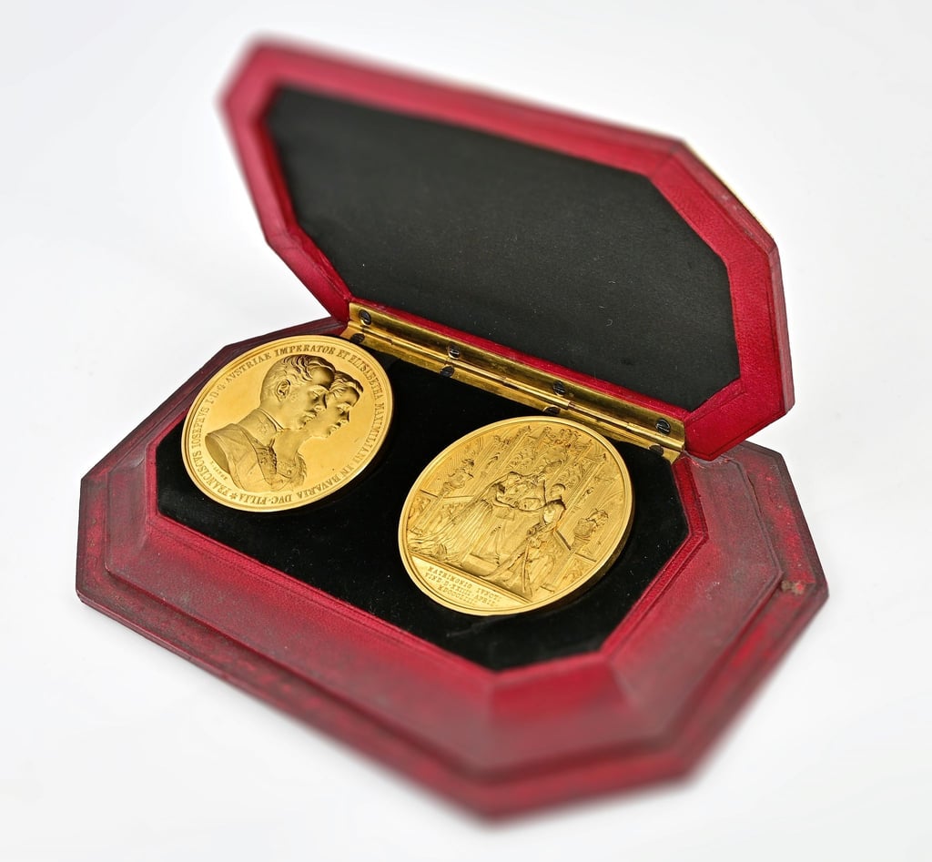 Die Medaillen sind aus reinem Gold.