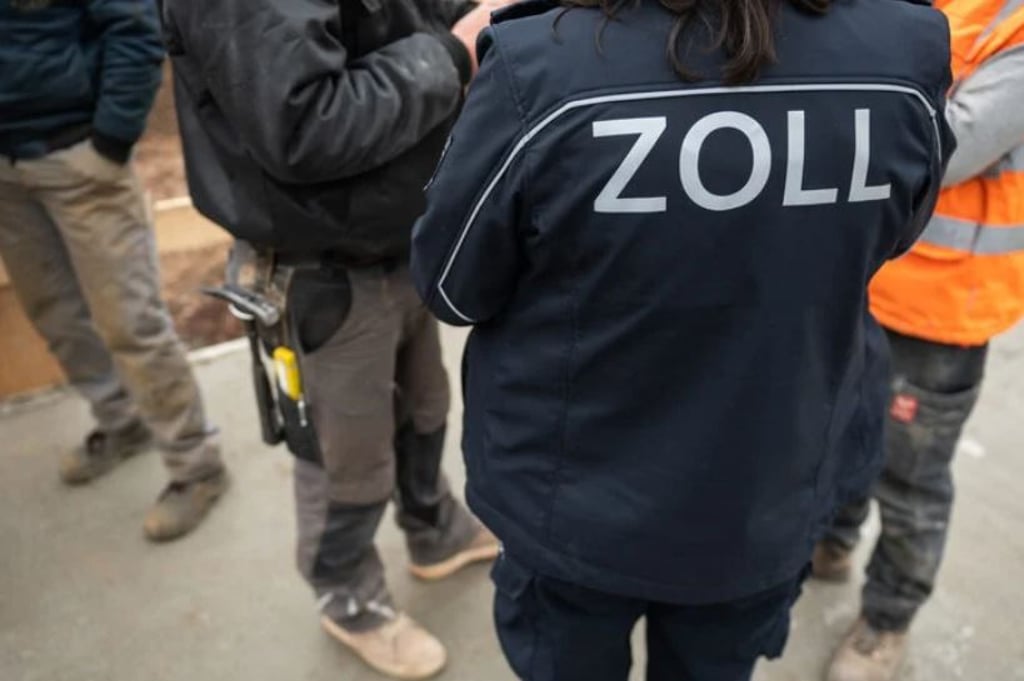 Arbeiter wurden in Aschersleben "schwarz" beschäftigt, wie der Zoll aufdeckte. Nun wurde eine Frau verurteilt.
