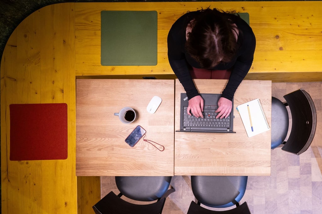Von zu Hause aus zu arbeiten, bringt vielen Menschen Vorteile. Aber nicht alle Unternehmen spielen da mit.