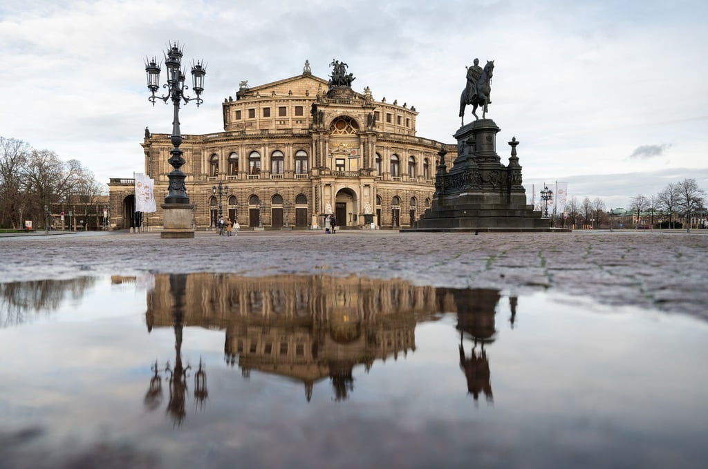 Die Semperoper bringt 100 Jahre nach der Uraufführung der Strauss-Oper „Intermezzo“ eine Neuinszenierung des turbulenten Stückes heraus. (Archivbild)