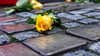 In Zeitz sollen die Stolpersteine wieder eingesetzt werden. (Symbolfoto)