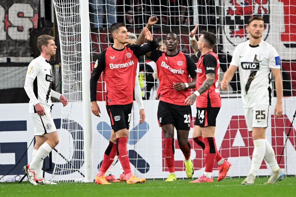 Doppelpack im Pokal: Patrik Schick (li.).