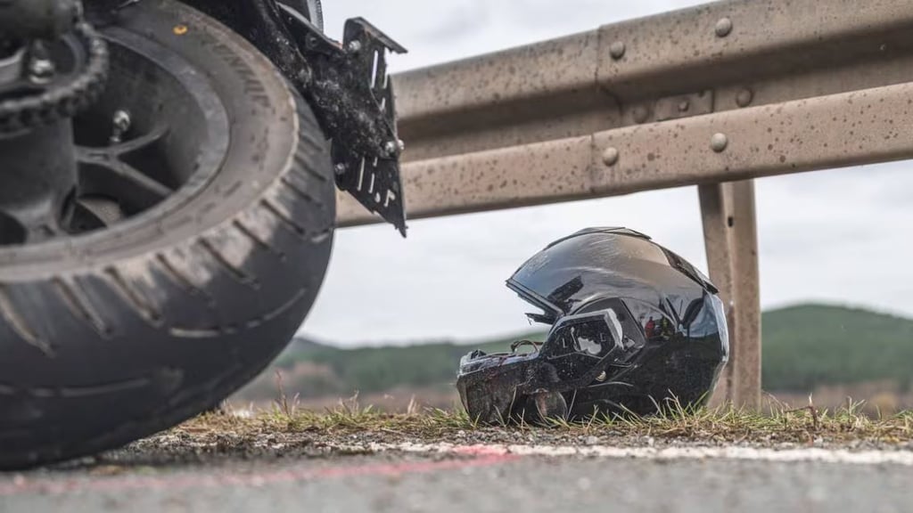 Bei einem schweren Unfall auf der L164 bei Baalberge ist ein Motorradfahrer ums Leben gekommen.