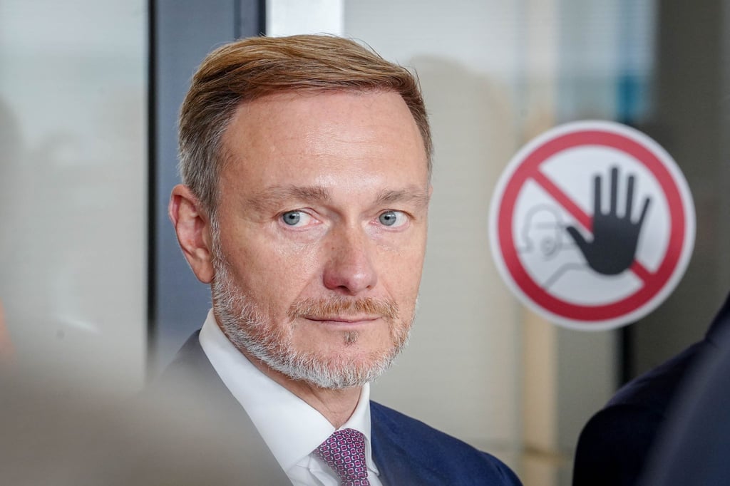 Finanzminister und FDP-Chef Lindner legt ein neues Grundsatzpapier zur Wirtschaftspolitik vor und heizt die Koalitionsdiskussion weiter an. (Archivfoto)