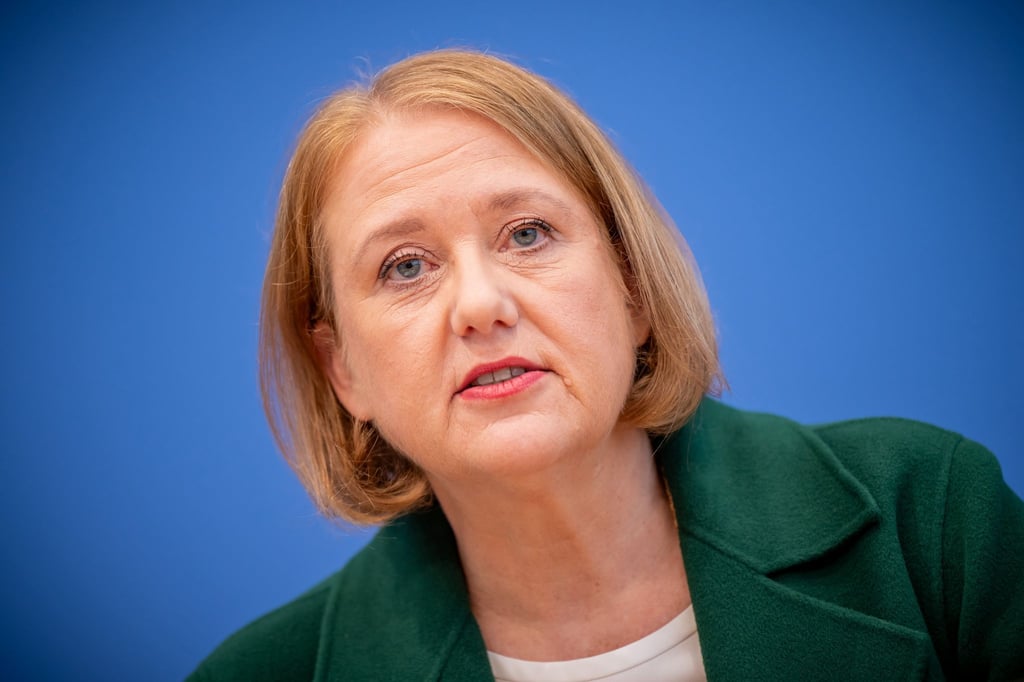 Familienministerin Lisa Paus gründete nach dem Tod ihres Partners eine WG für Alleinerziehende. (Archivfoto)