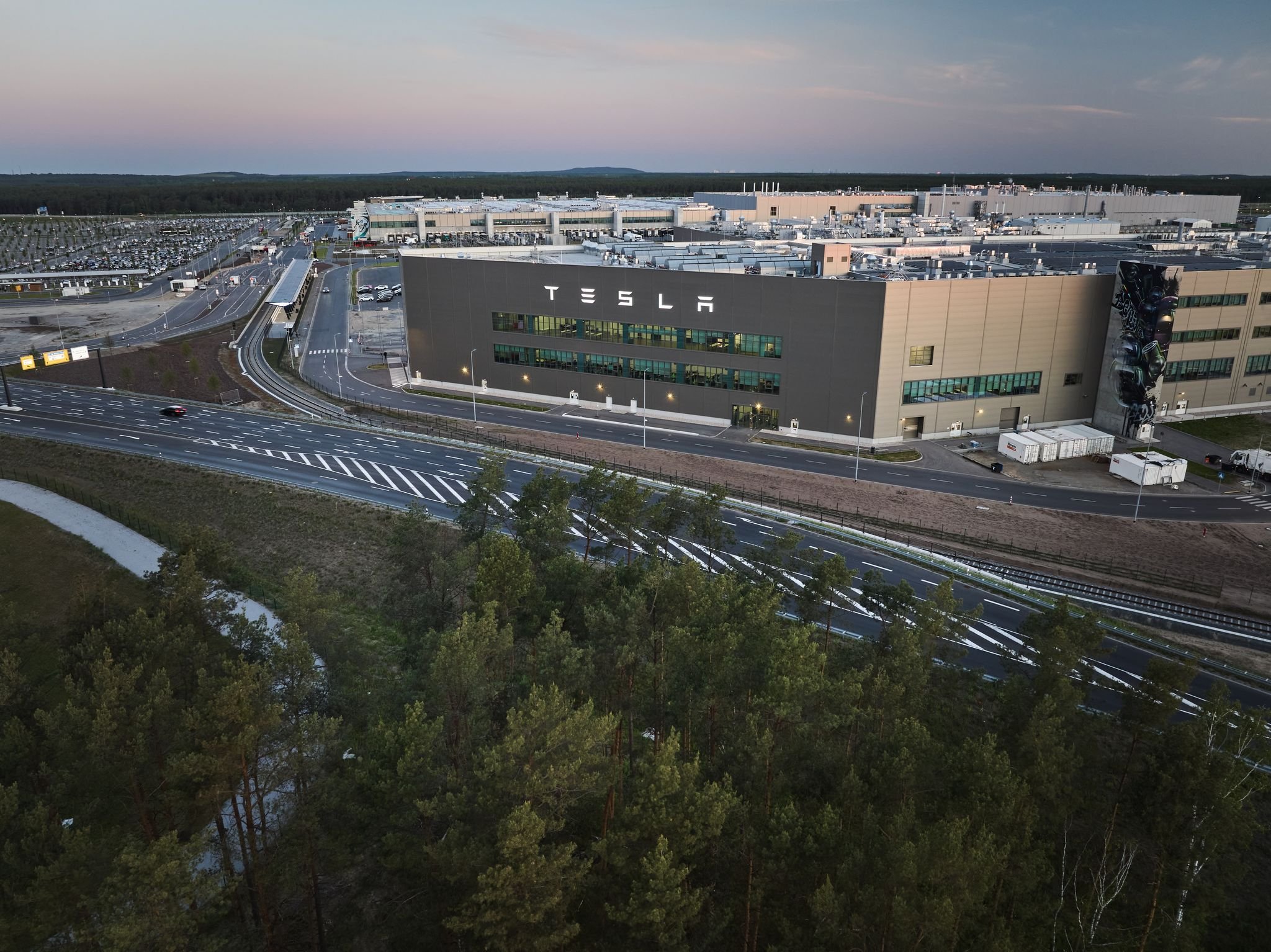 Autoindustrie: Gewerkschaft Sieht Kritische Arbeitsbelastung Bei Tesla