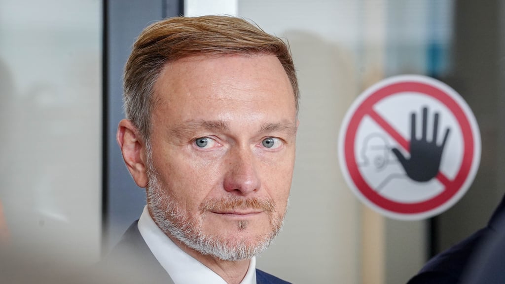 Bundesfinanzminister Christian Lindner (FDP) will geplante Subventionen für eine Intel-Ansiedlung in Magdeburg streichen.
