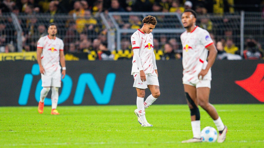 Enttäuschte Leipziger beim 1:2 in Dortmund