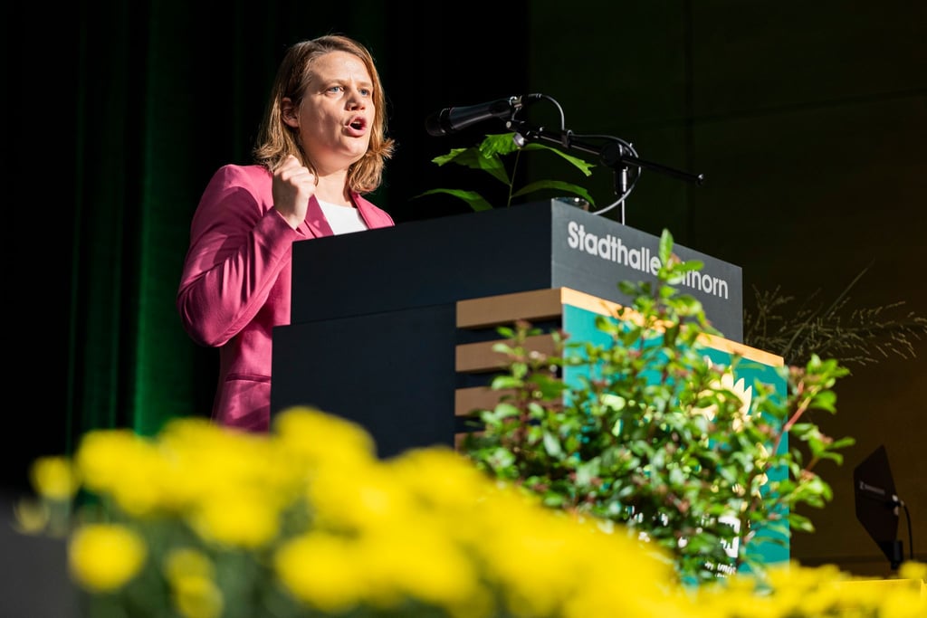 Niedersachsens Kultusministerin Julia Hamburg (Grüne) glaubt an Lösungen für die aktuelle VW-Krise.