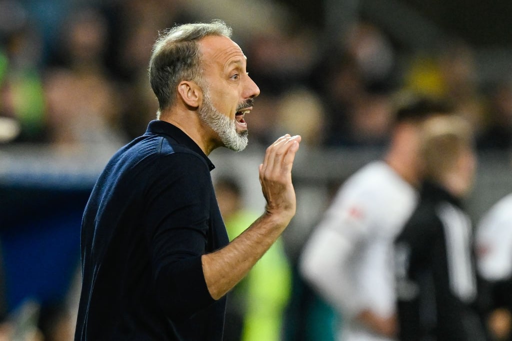 Hoffenheim-Trainer Pellegrino Matarazzo hat nach der Heim-Niederlage gegen den FC St. Pauli heftige Kritik an seiner Mannschaft geübt.