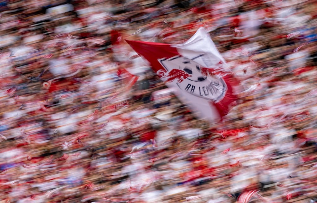 RB-Fans treffen sich gerne an der Jahnallee (Symbolbild).