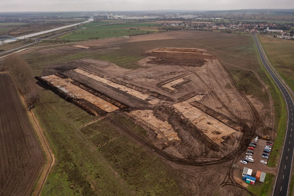 Im Gewerbegebiet Wedringen will das Logistikunternehmen Schnellecke eine Niederlassung errichten. Doch gegen weitere Gewerbeansiedlungen wehrt sich der Haldensleber Ortsteil.