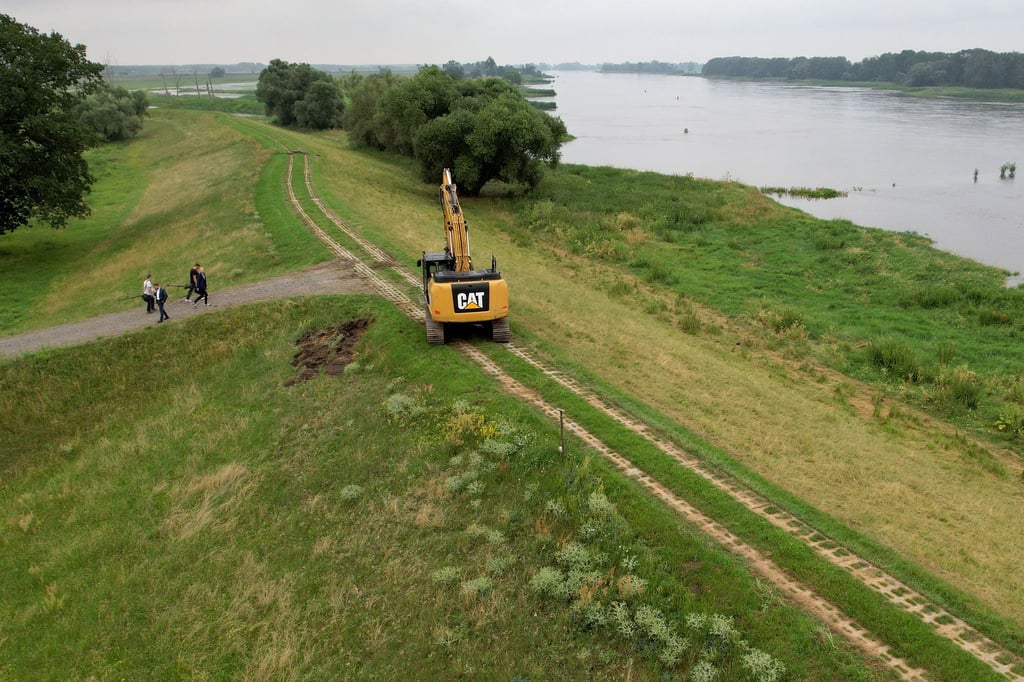 Nach den Hochwassern 2002 und 2013 wurde massiv in die Deichsanierungen investiert. (Archivbild)