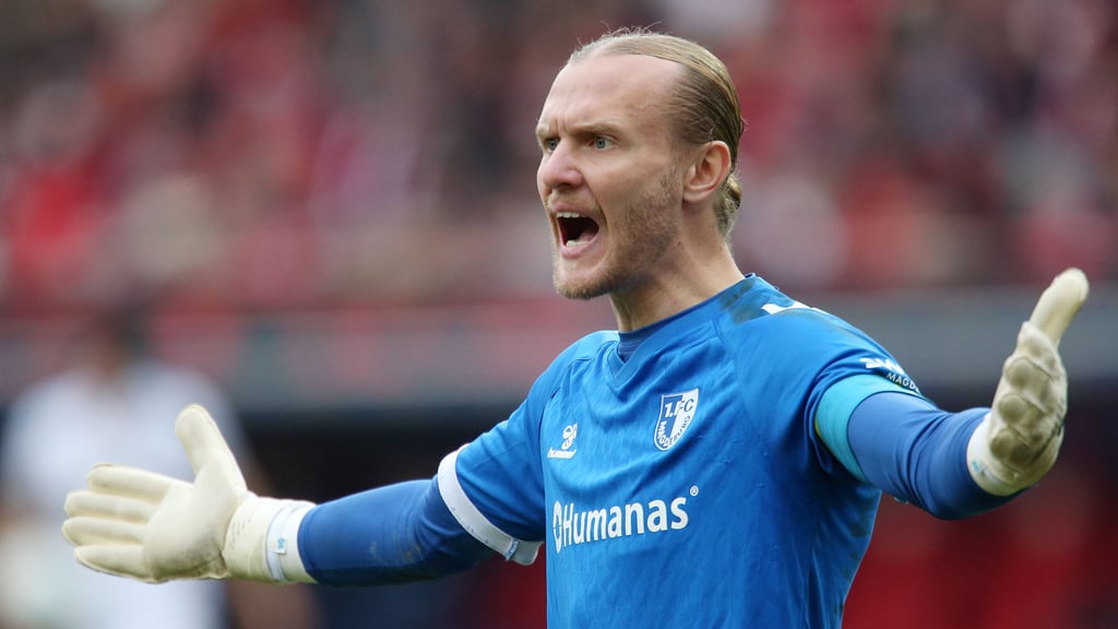 FCM-Kapitän Dominik Reimann beim Spiel gegen den 1. FC Kaiserslautern: Führung, Ampelkarte, Ausgleichstreffer.