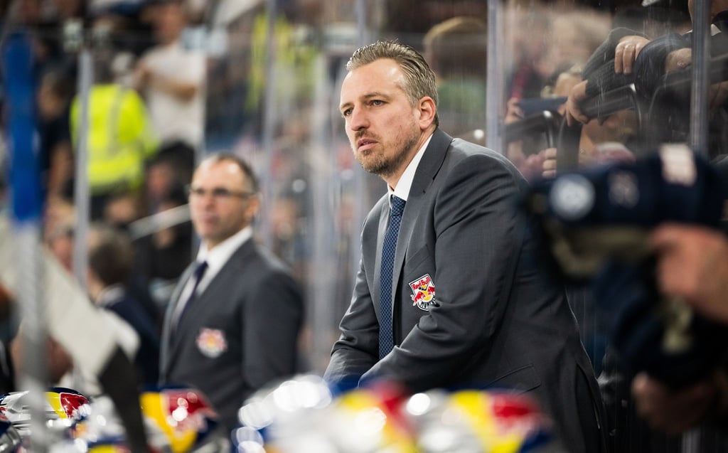 Trainer Max Kaltenhauser ist die neue Dauerlösung des EHC Red Bull München.