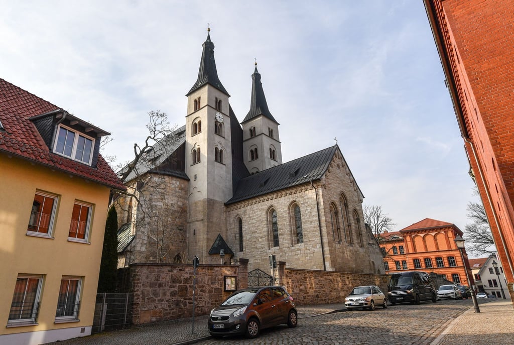 Metalldiebe haben Fallrohre des Doms in Nordhausen entwendet und einen großen Schaden verursacht. (Archivbild)
