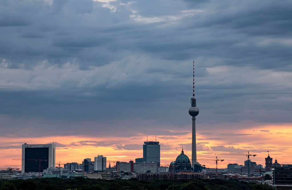 Am Mittwoch ist in Brandenburg und in Berlin mit Wolken und Nebel zu rechnen. (Symbolbild)