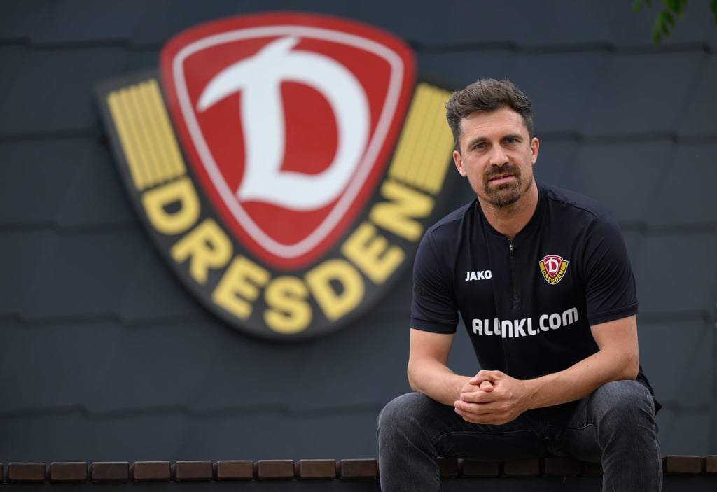 Dynamo-Trainer Thomas Stamm hat Jakob Zickler mit einem Profivertrag ausgestattet.