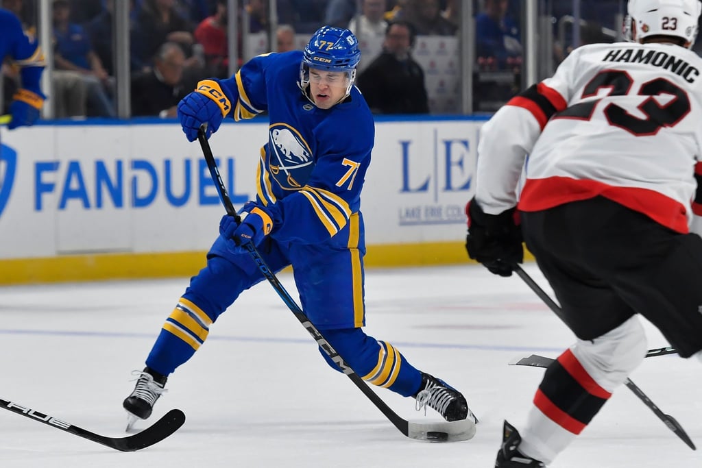 Überzeugte mit zwei Toren und einer Vorlage: Nationalspieler JJ Peterka von den Buffalo Sabres