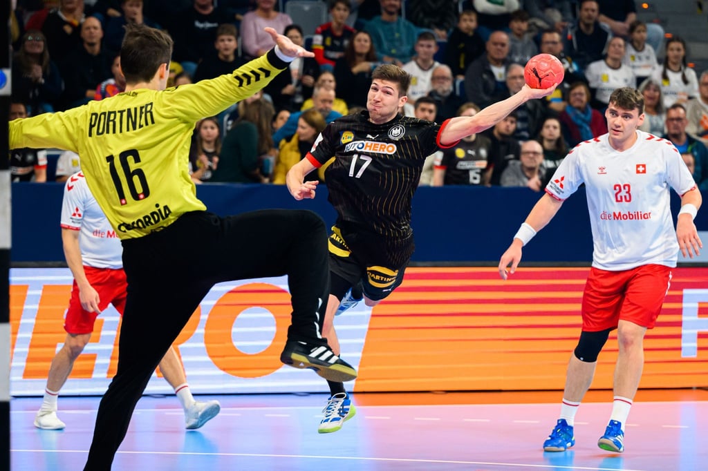 War bester deutscher Werfer beim Sieg der deutschen Handballer gegen die Schweiz: Lukas Zerbe