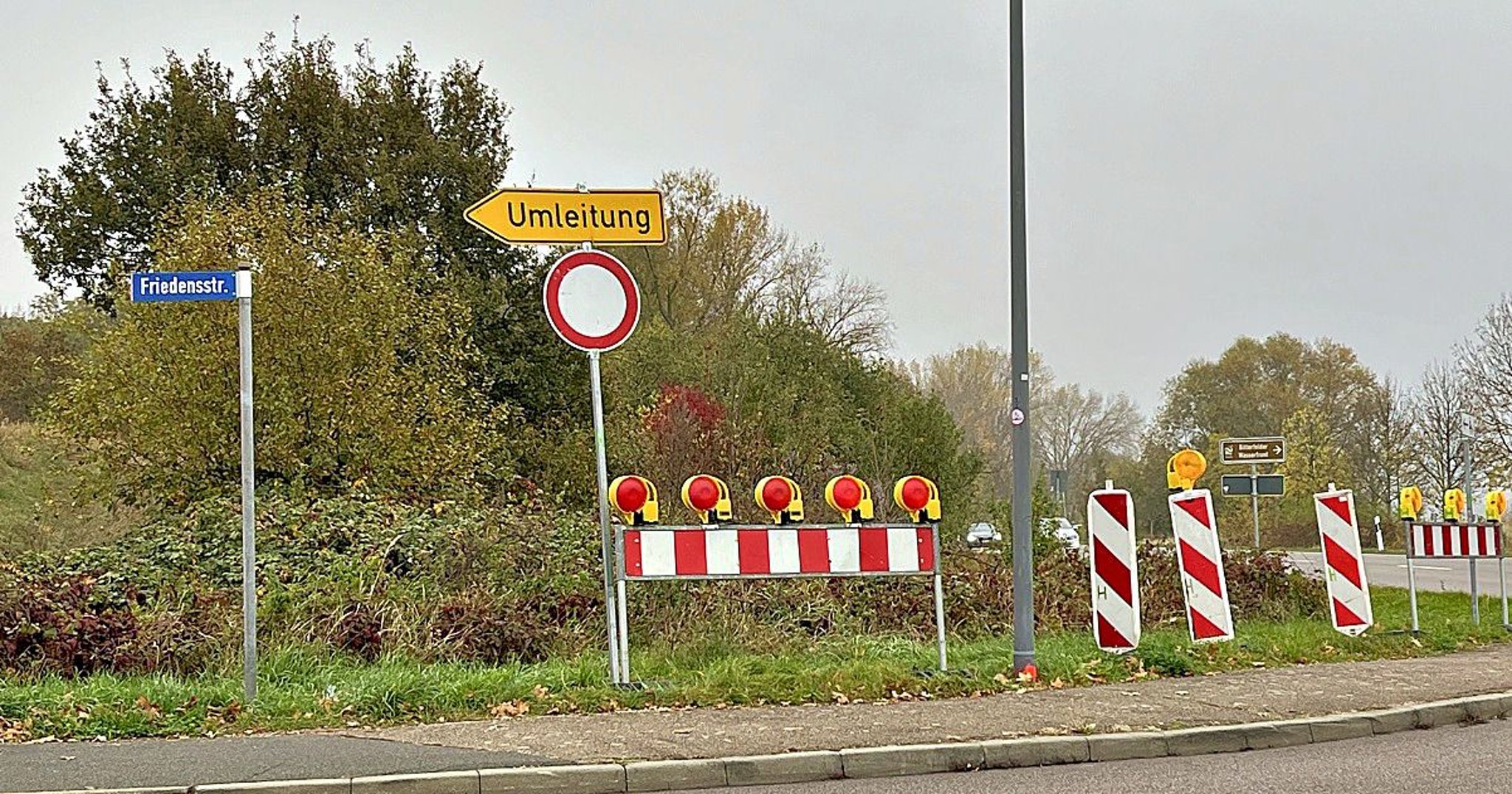 Kurzfristige Verkehrsänderung: Sperrung der Friedensstraße in ...