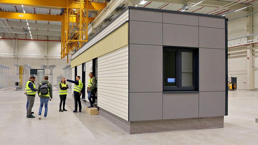 Nokera hat im Werk in Stegelitz eine erste temporäre Unterkunft gebaut.