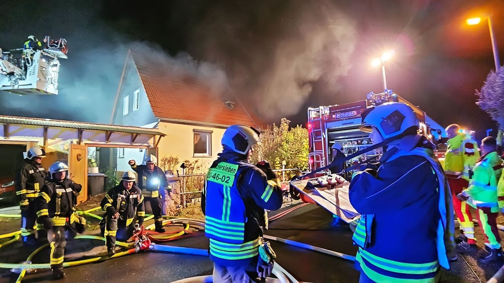 Der Wohnhausbrand in der Winninger Siedlung kostete einem Menschen das Leben.